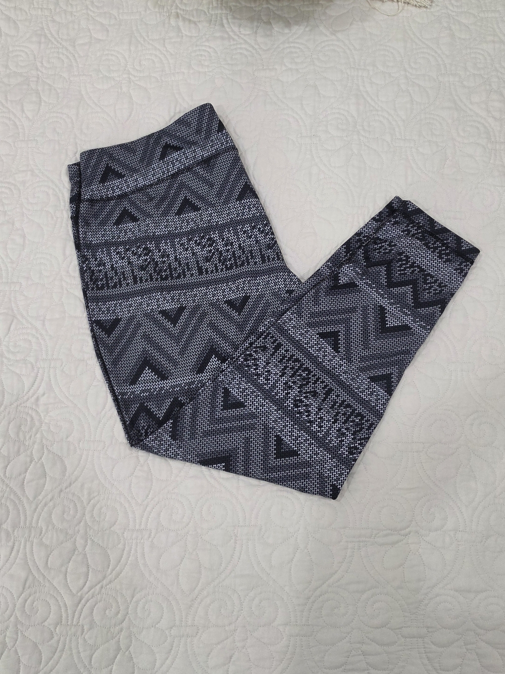 Women's Danskin Tribal Print Leggings - Black/Gray 2x